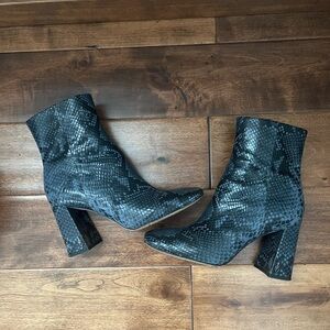 Steve Madden - Boots - 7.5